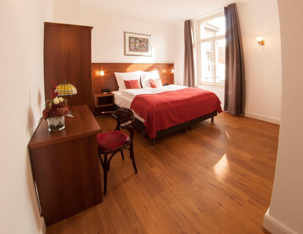 Pension Villa Kleine Wartburg Айзенах Екстериор снимка