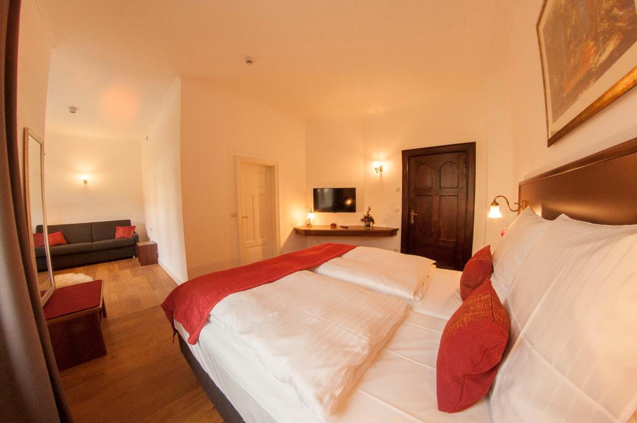 Pension Villa Kleine Wartburg Айзенах Екстериор снимка