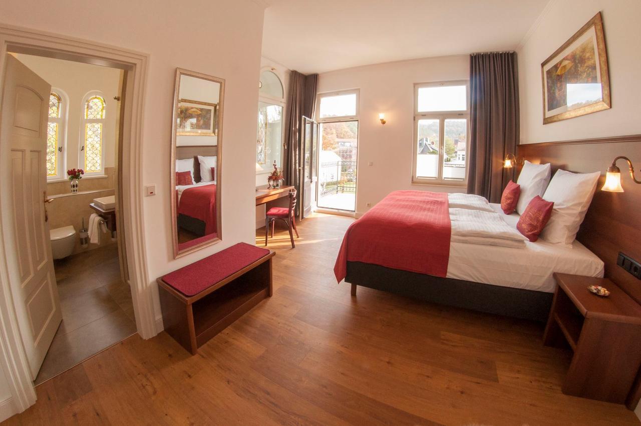 Pension Villa Kleine Wartburg Айзенах Екстериор снимка